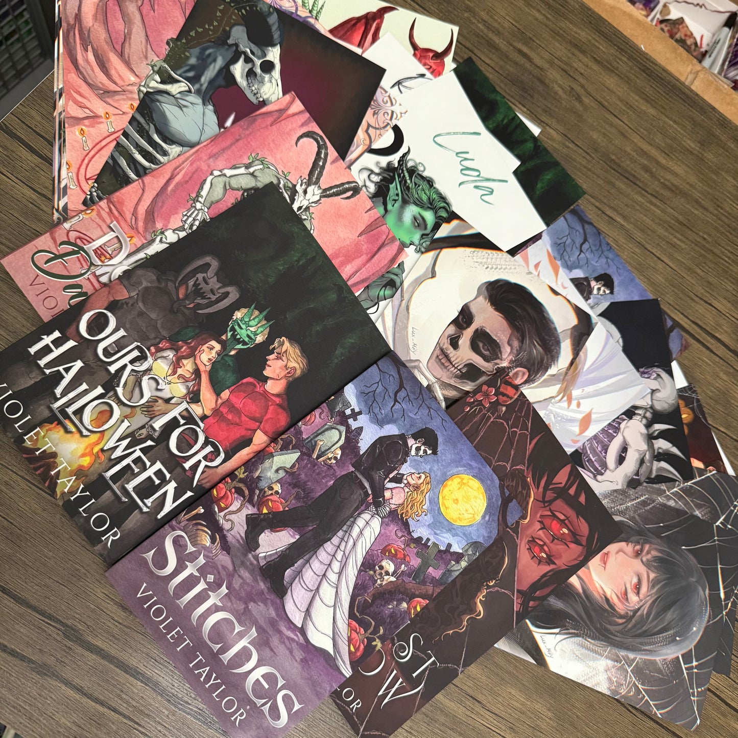 Halloween/Yule 4 Book bundle